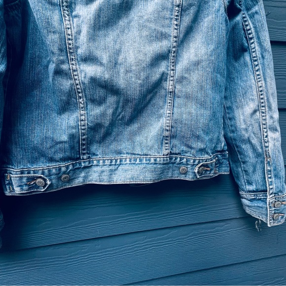 Old Navy Denim Jacket - Picture 7 of 11